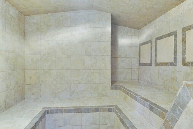 Building Photo - 500 E Grant St