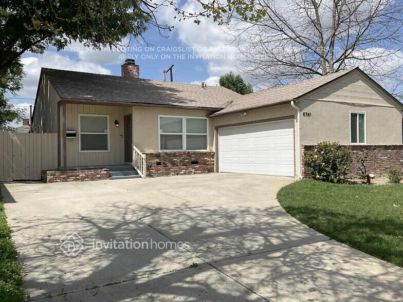 Building Photo - 6741 Amigo Ave