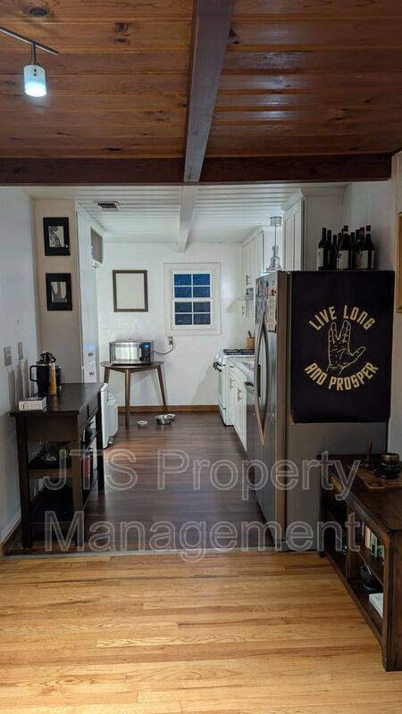 Building Photo - 3107 Del Paso Blvd