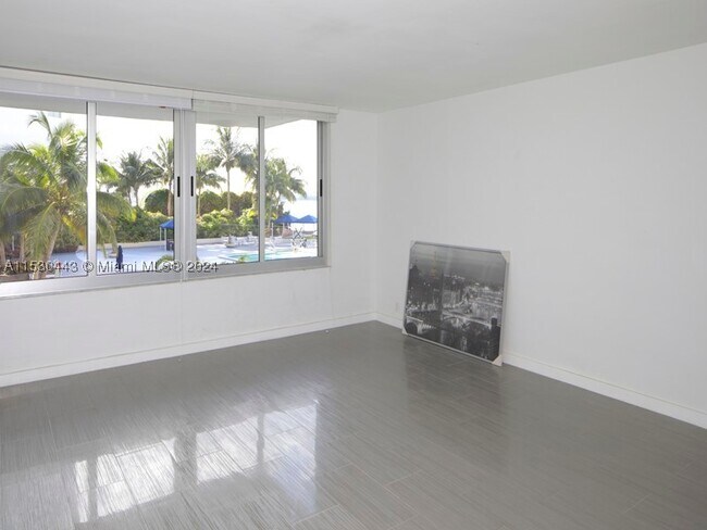 Building Photo - 1200 West Dr