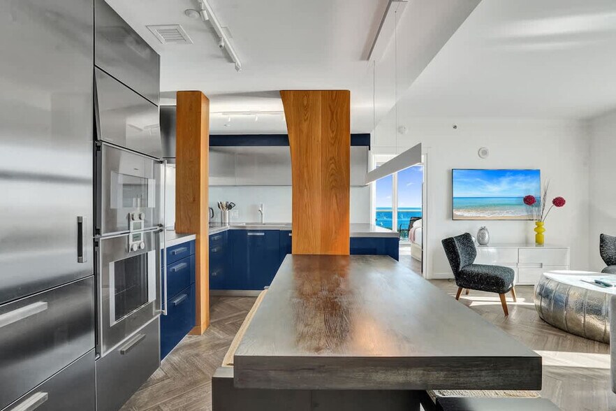 Building Photo - 2889 McFarlane Rd