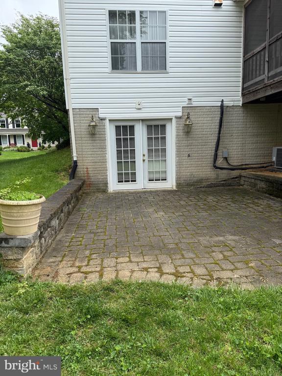 Primary Photo - 19 Allenhurst Ct