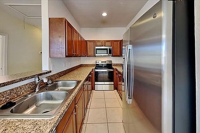 Building Photo - 17364 Barbara Dr