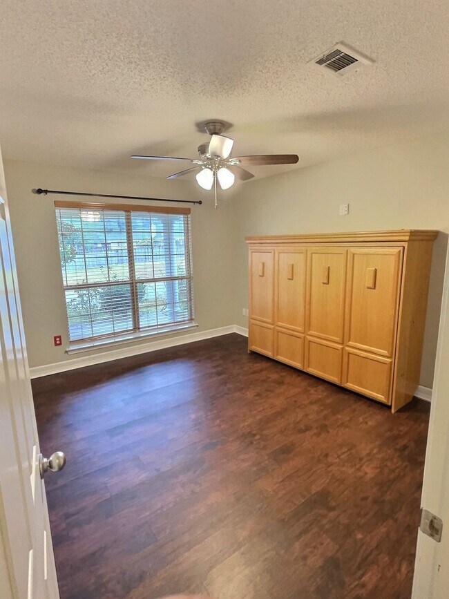 Building Photo - 4-BD, 3-BA Brick Home North of I10 in Biloxi's Shadow Creek Subdivision