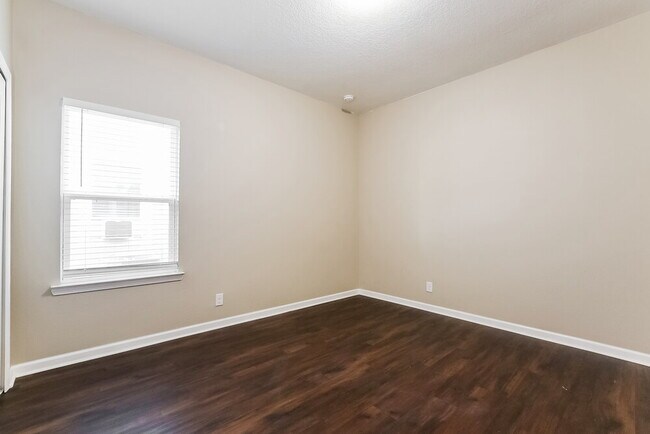 Building Photo - 1716 Hawksbill Ln