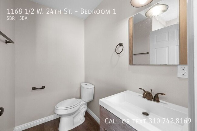 Building Photo - 1168 1/2 W. 24th St.-Bedroom 1