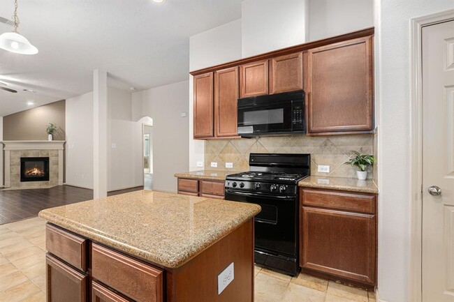 Building Photo - 25227 Ginger Ranch Dr