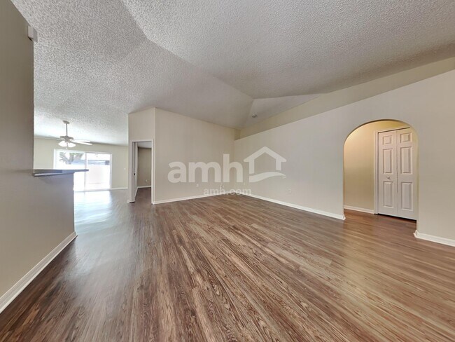 Building Photo - 3416 Lawn Tennis Dr