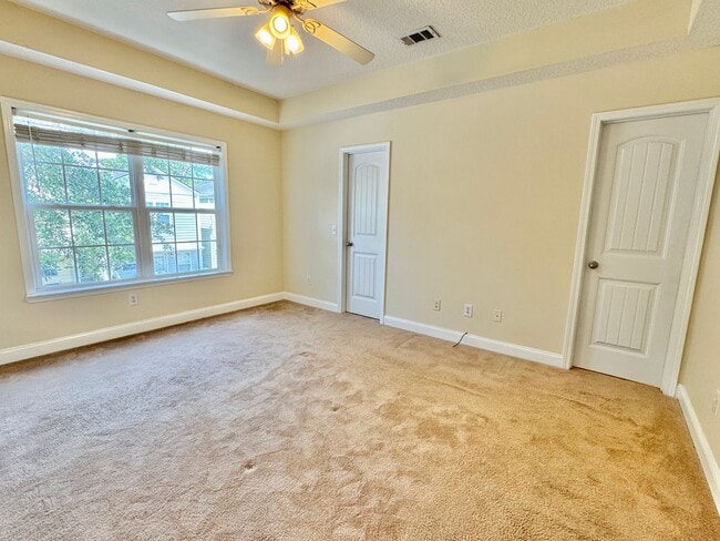 Building Photo - AVAILABLE NOW [NO PETS PERMITTED]