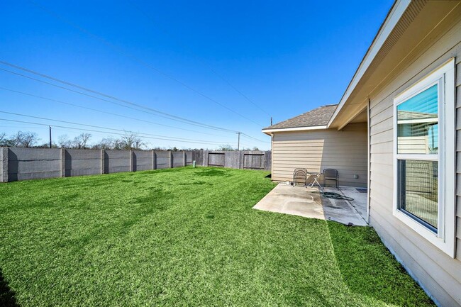 Building Photo - 446 Ridgewood Terrace Dr