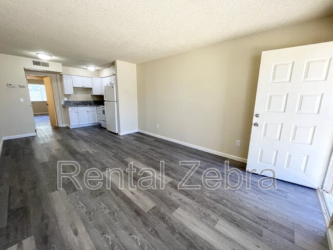 Primary Photo - 1183 Kelso St
