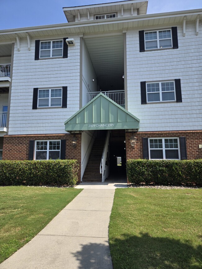 Building Photo - 2424 Chancery Ln