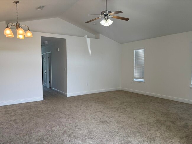 Building Photo - 3326 Golden Rain Dr
