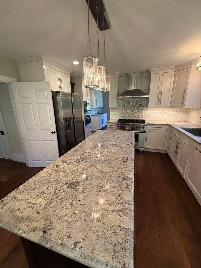 Building Photo - Charming Doylestown Modern Farmhouse & Barn