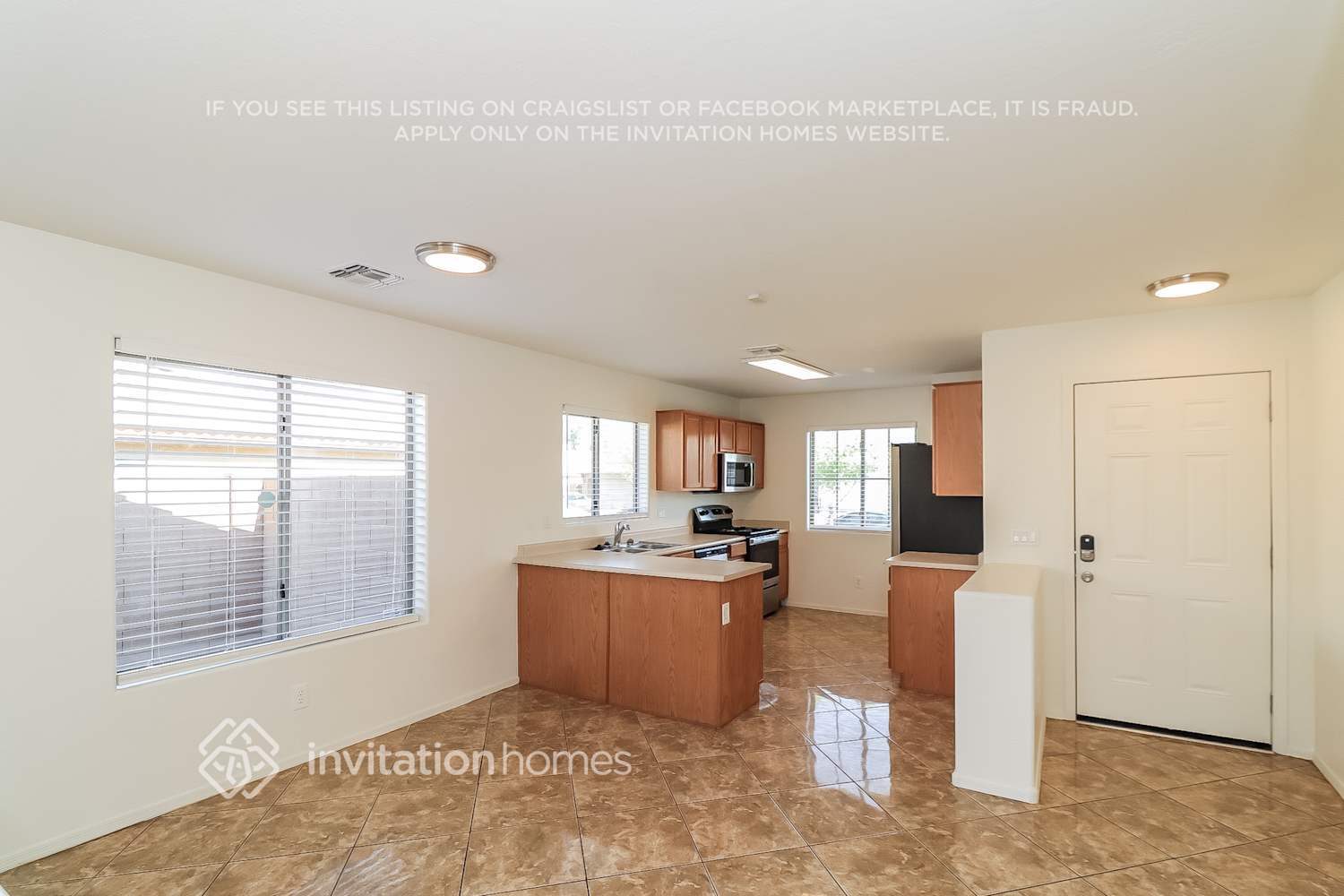 Building Photo - 6634 S 18th Ln