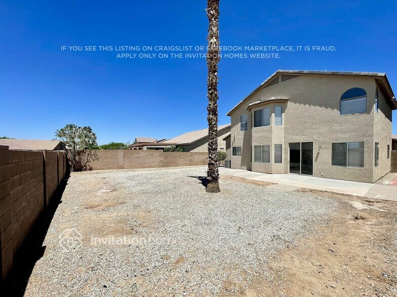 Building Photo - 12931 W Soledad St