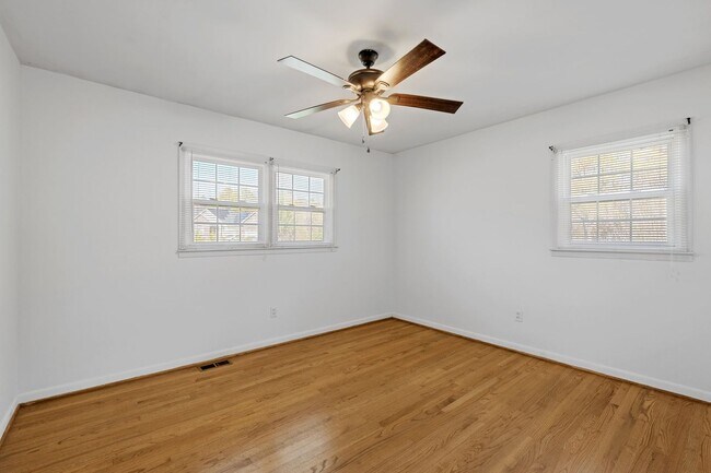 Building Photo - Charming 3 Bedrooms, 1.5 Bath Ranch Home Minutes From Lake Cooley