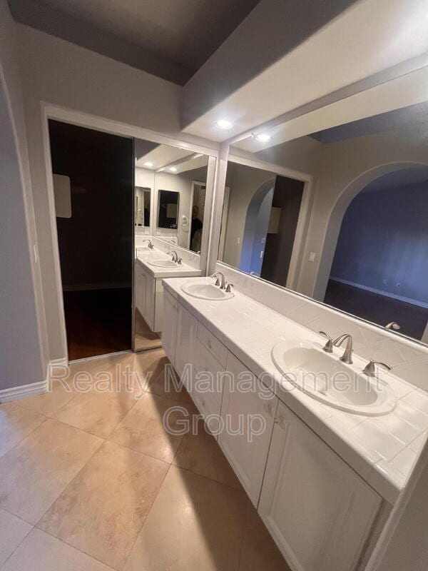 Building Photo - 12507 El Camino Real