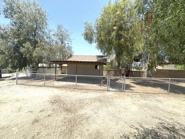 Building Photo - 27289 San Jacinto St