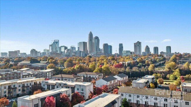 Building Photo - 12147 Brooklyn Ave