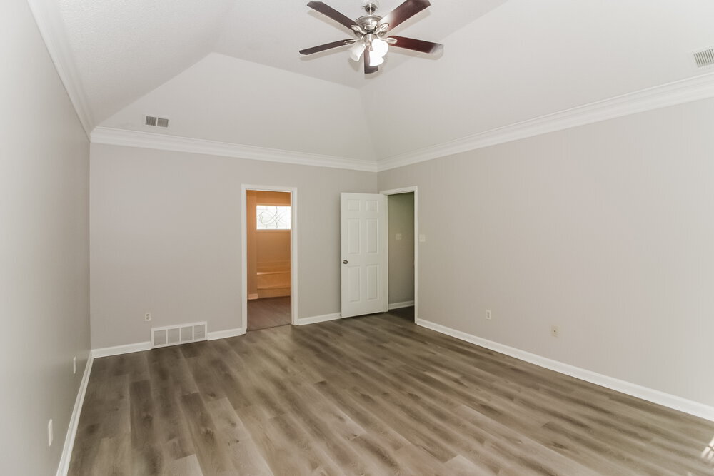 Building Photo - 269 Locust Grove Dr