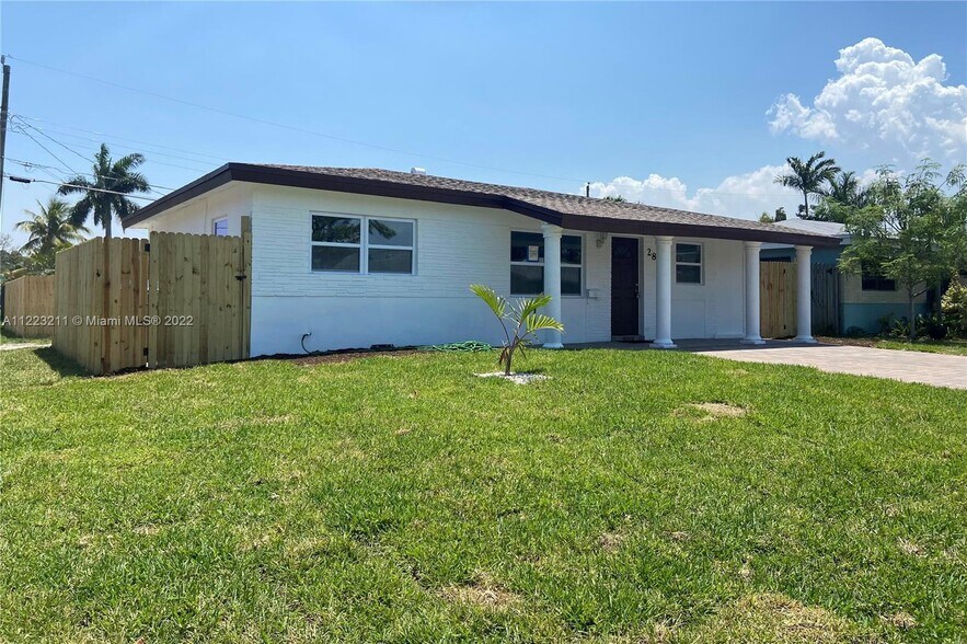 Building Photo - 280 NE 43rd Ct