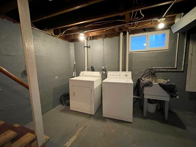 Building Photo - Gorgeous 1920s Bungalow in St John with Fenced Yard, Washer/Dryer Included