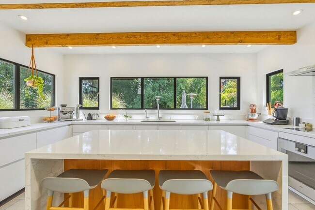 Building Photo - Beautifully Remodeled 4BR + Office Mill Valley Home — Furnished, Private 3/4-Acre Setting, Walk t...