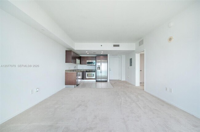 Building Photo - 951 Brickell Ave