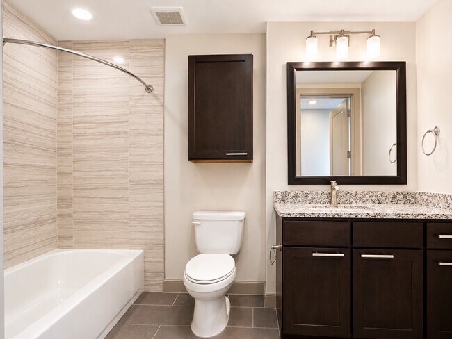 Building Photo - 9787 Katy Fwy