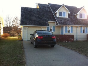 Building Photo - Westland Place