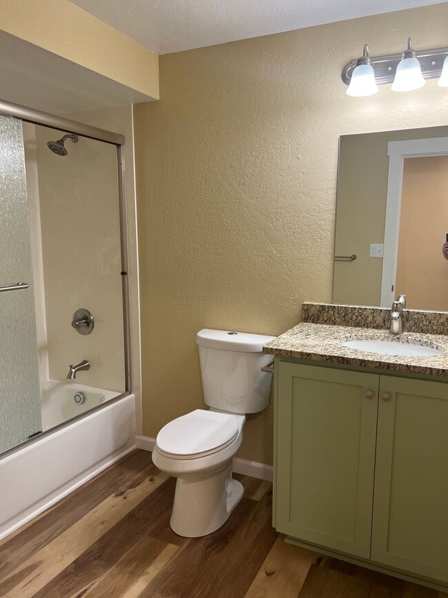 Building Photo - Newly remodeled three bedroom, two bath home - Available Late May