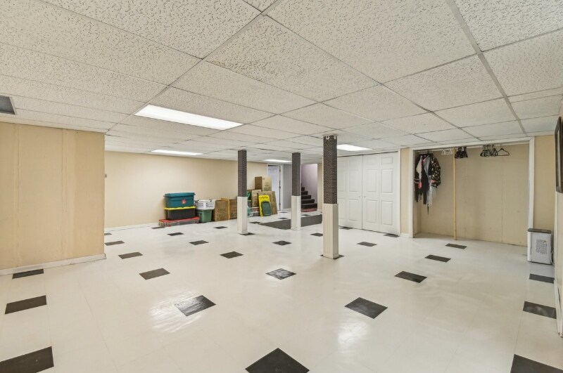Building Photo - 12710 Schooner Dr
