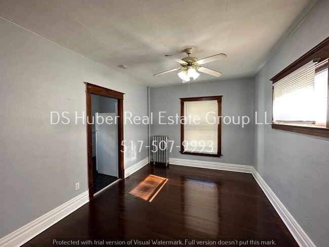 Building Photo - 507 S Hosmer St