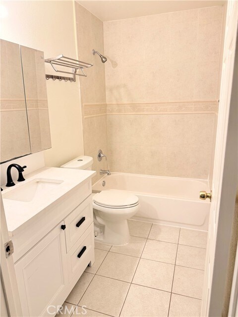 Building Photo - 212 S Kraemer Blvd