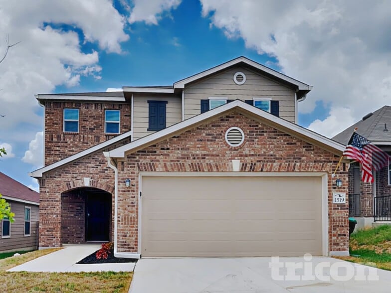 Building Photo - 1519 Overlook Bank