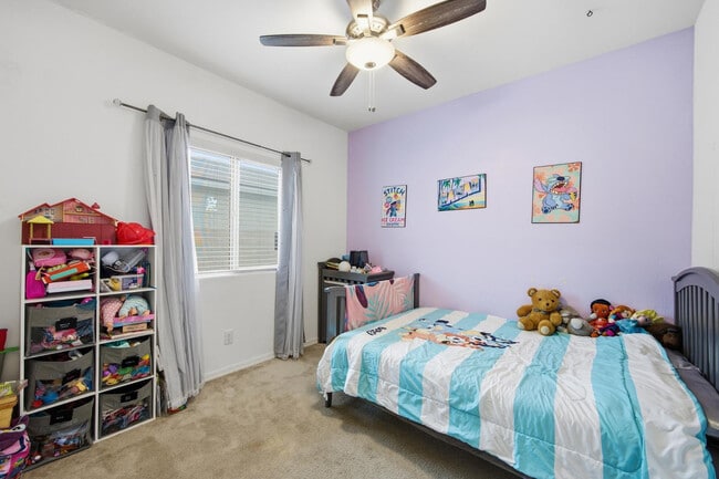 Building Photo - 21359 W Alvarado Rd