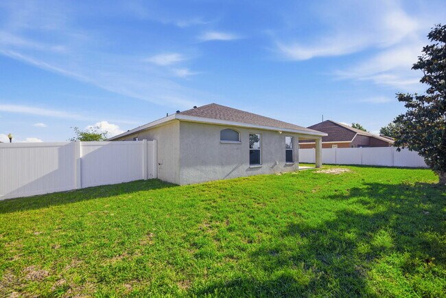 Building Photo - 4BR Gated Community Home with Fenced Yard, 2-Car Garage & Open Floor Plan