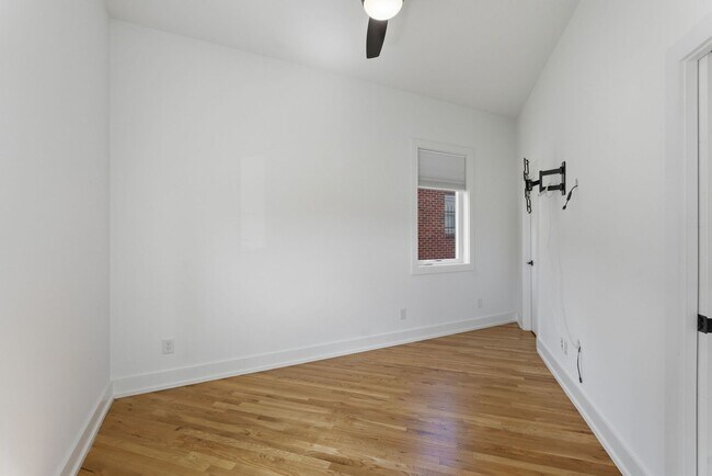 Building Photo - Beautiful 3-BR Property with Rooftop Deck!