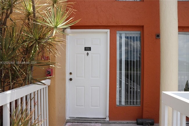 Building Photo - 5200 NW 31st Ave