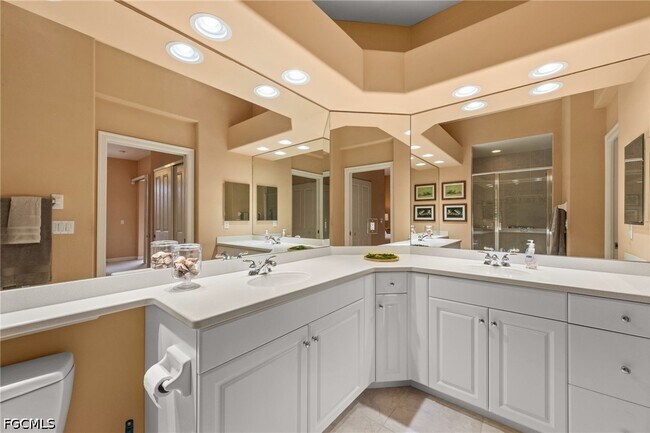 Building Photo - 8641 Piazza Del Lago Cir