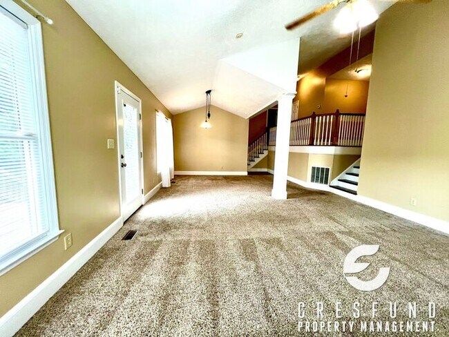 Building Photo - Waterview 3BR 2Bath Off Ramsey Street
