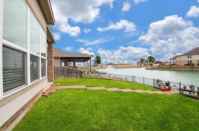 Building Photo - 24023 Tirso River Ct