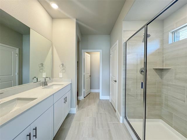 Building Photo - 3713 Canyon Dr