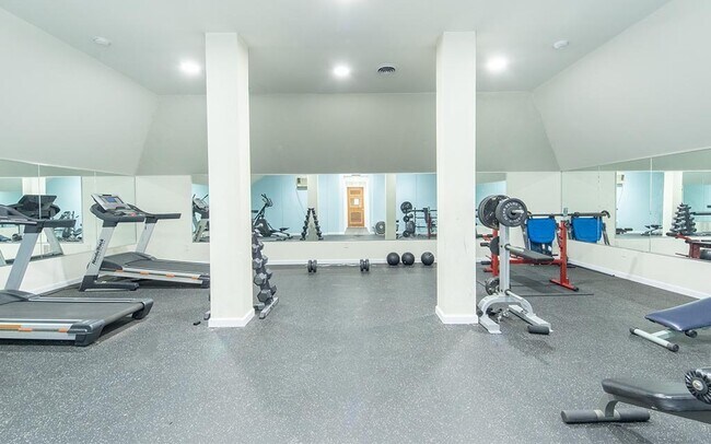 Interior Photo - Spaxalaya 650 Park LLC