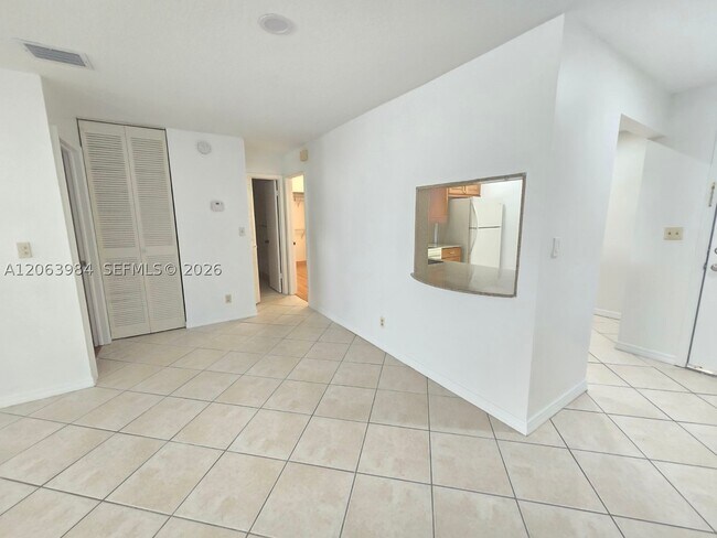 Building Photo - 11588 SW 112th Ave