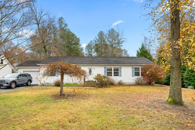 Primary Photo - 117 Crazy Horse Trail