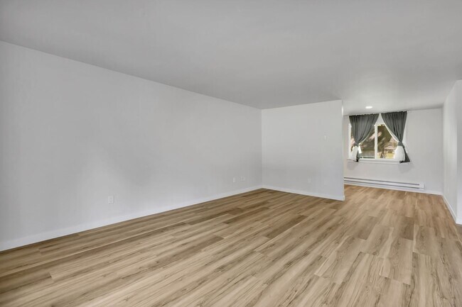 Building Photo - 1103 Galloway St