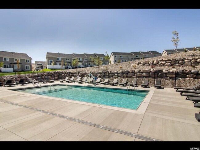 Building Photo - 14648 McKellen Dr