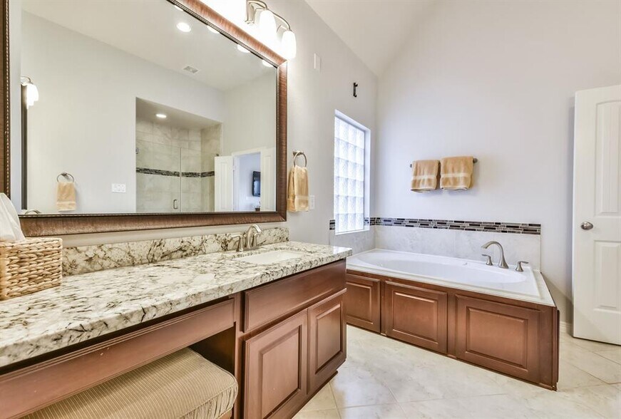 Building Photo - 1410 Upland Orchard Dr